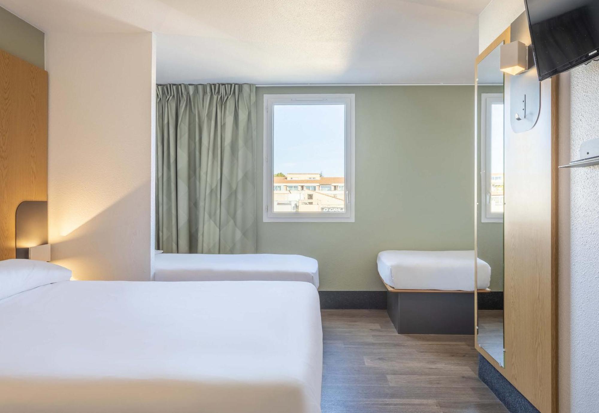B&B Hotel Martigues Поррт-дьо-Бук Екстериор снимка